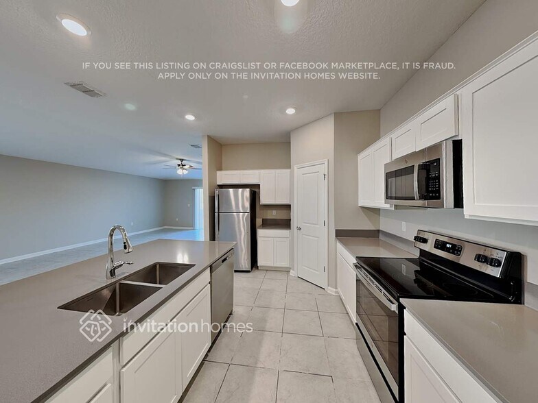 Building Photo - 4411 Bull St