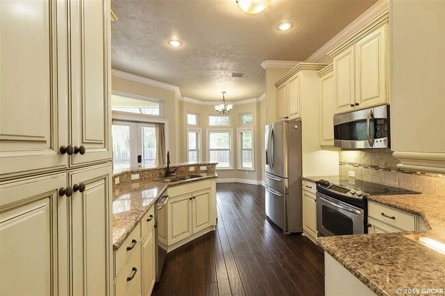 Building Photo - Beautiful 3-Bedroom, 2-Bath Home with Open Layout in Garrison Way