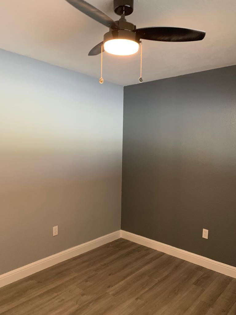 Building Photo - 1900 Peach Ave