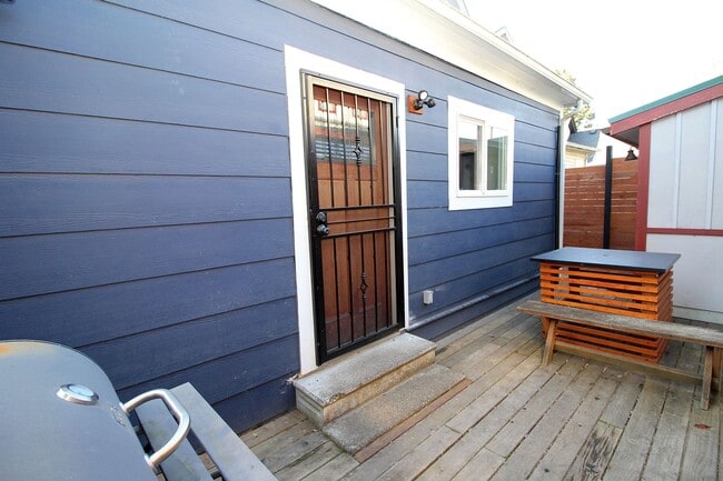 Building Photo - 3308 N Missouri Ave