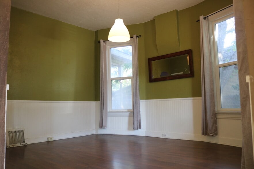 Building Photo - 1417 S West Temple