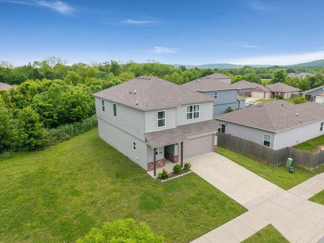 Building Photo - 930 E Swift Dr