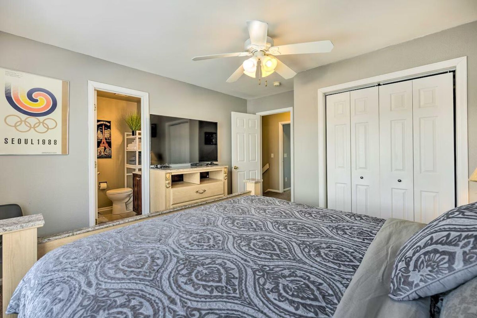 Building Photo - 5257 Pioneer Mesa Dr