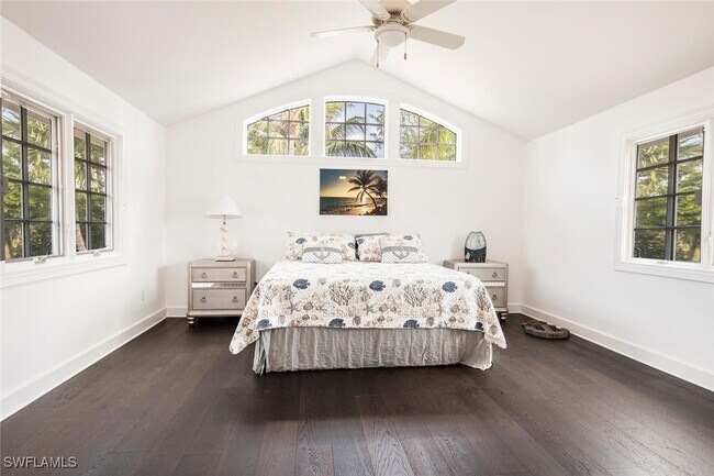 Building Photo - 2540 Half Moon Walk