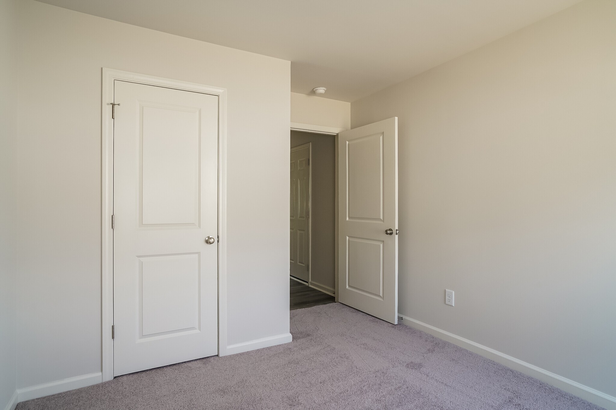 Building Photo - 694 Hadley Ct SE