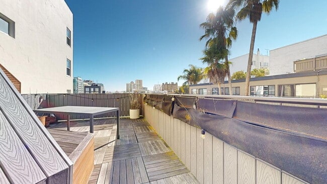 Building Photo - 1817 California St