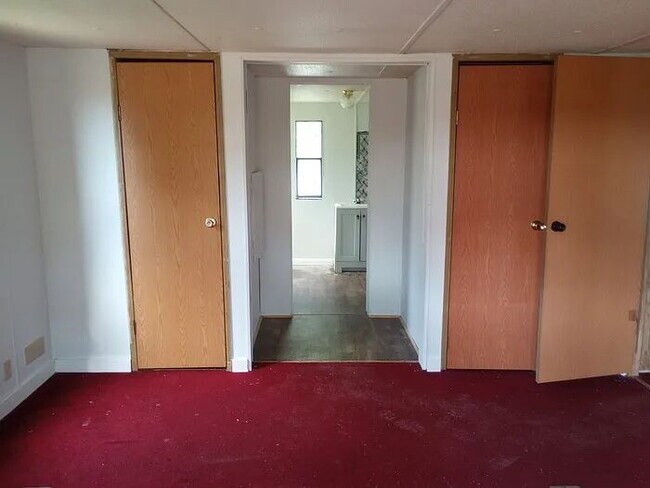Building Photo - "Charming 2-Bed, 2-Bath Retreat in Laurens - Your Perfect Cozy Getaway!"