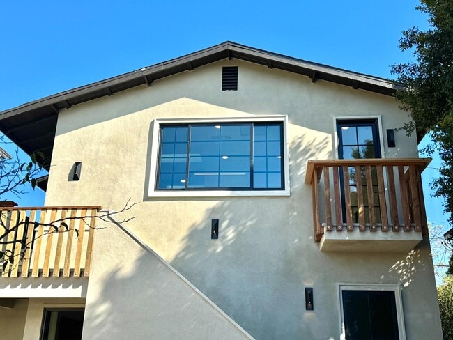 Building Photo - 3577 Louisiana St