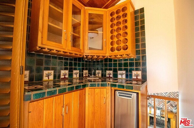 Building Photo - 11619 Lerdo Ave