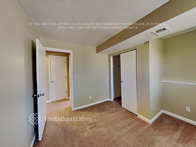 Building Photo - 4779 S Quintero Cir