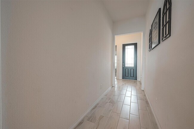 Building Photo - 1838 Smithers Landing Dr