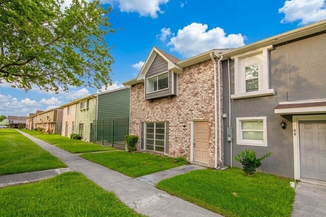 Building Photo - 171 Casa Grande Dr