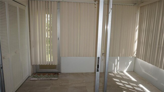 Building Photo - 12371 Dearborn Dr