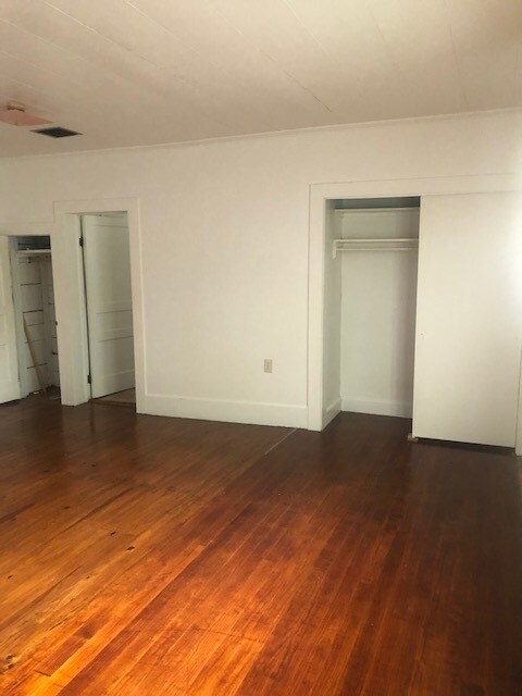 Building Photo - 503 S Jefferson St
