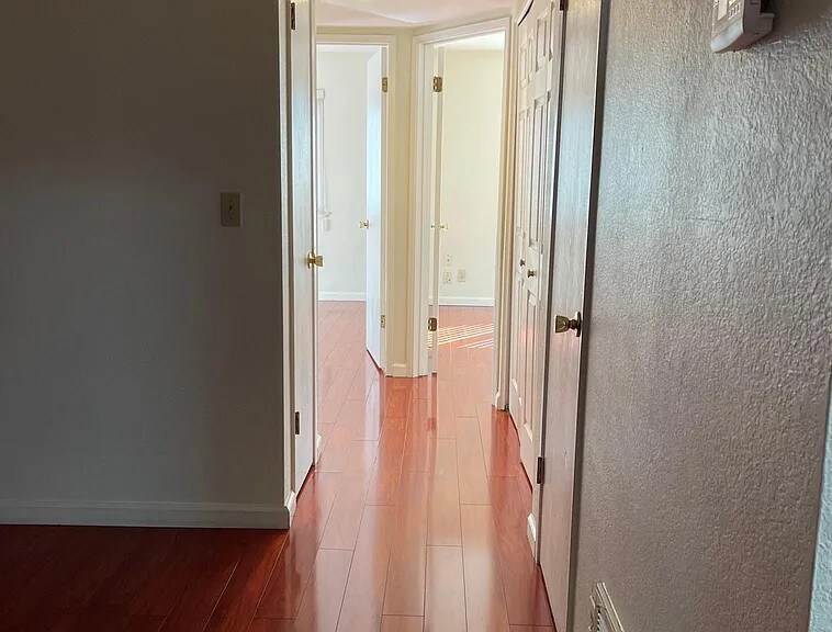 Building Photo - 4631 Rothbury Common