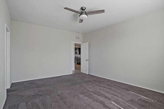 Building Photo - Beautiful Corner Lot Property in Paloma Creek!