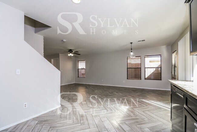 Building Photo - Coming HOME never felt so good!