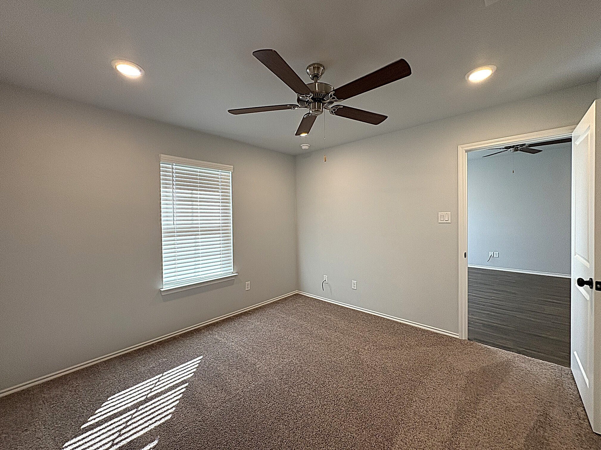 Building Photo - 1234 Lexington Dr