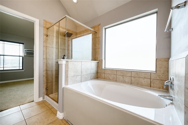 Building Photo - 4818 Seabird St