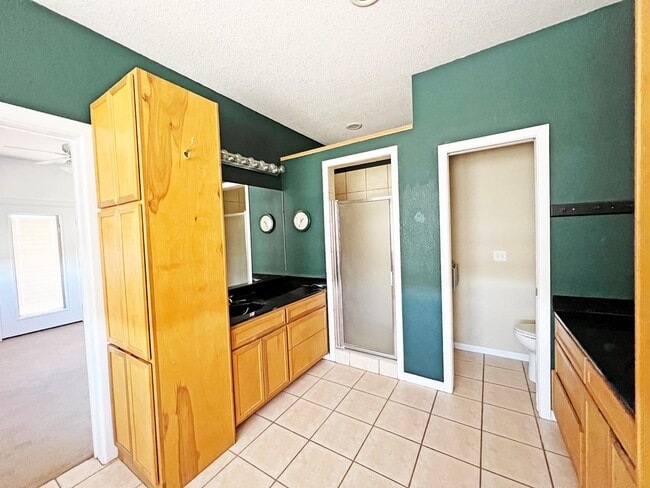 Building Photo - 101 Capt Lee