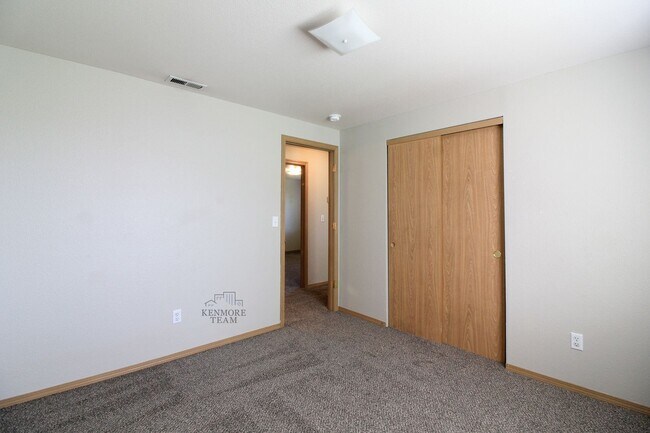 Building Photo - 7704 Wrigley Dr