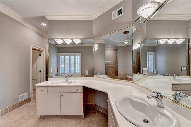 Building Photo - 3871 River Mansion Dr NW