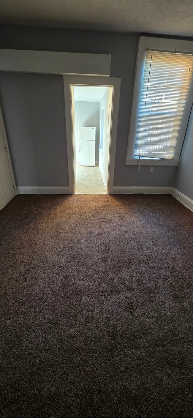 Building Photo - 817 N Carey St