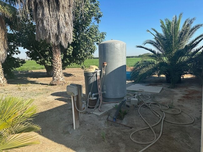 Building Photo - 7296 Ave 232