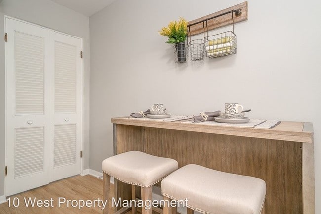 Building Photo - 34-46 S Kensington Ave