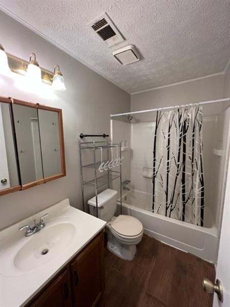 Building Photo - 1136 Samuel Dr