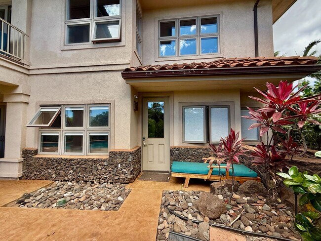 Building Photo - 250 Akia Pl