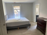 Building Photo - 650 Banks Ave SW