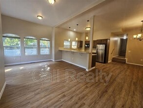 Building Photo - 1605 W 13th Ave