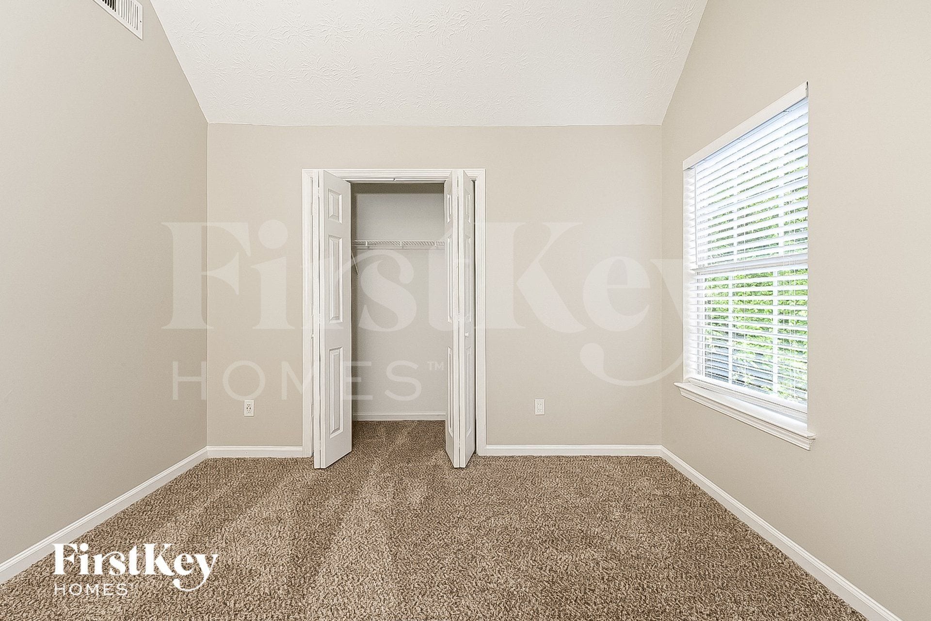 Building Photo - 308 Waltrip Ct