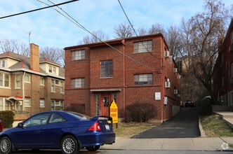 Building Photo - 362 Probasco St