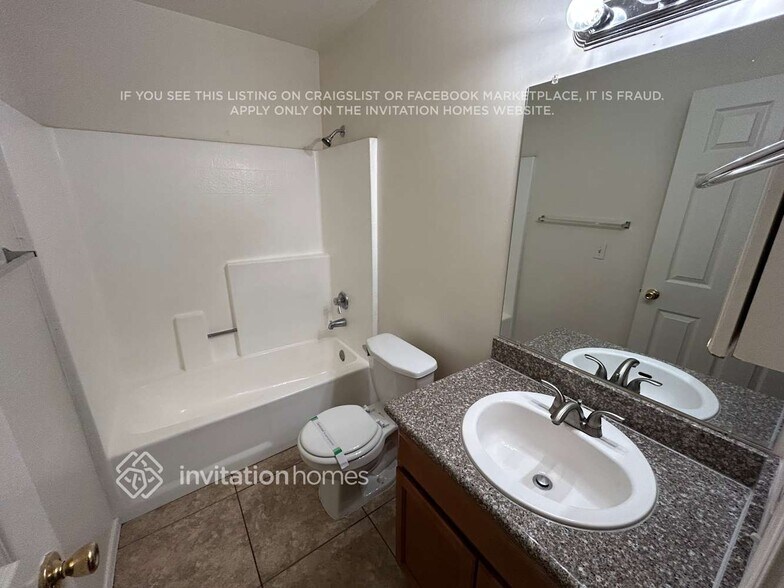 Building Photo - 9030 W Windsor Ave