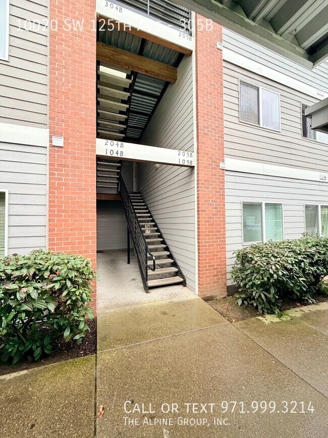 Building Photo - 10020 SW 125th Ave