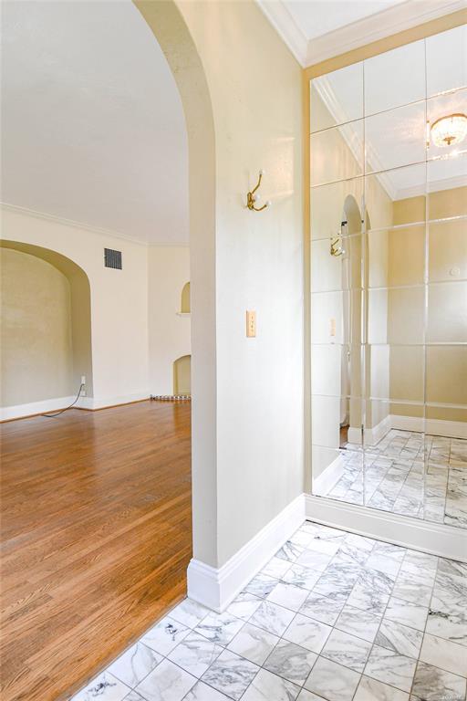 Building Photo - 1451 Watson St