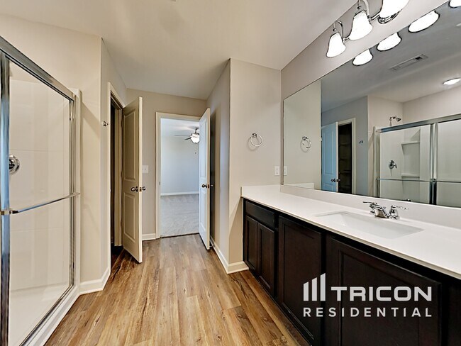 Building Photo - 238 Trail Winds Dr
