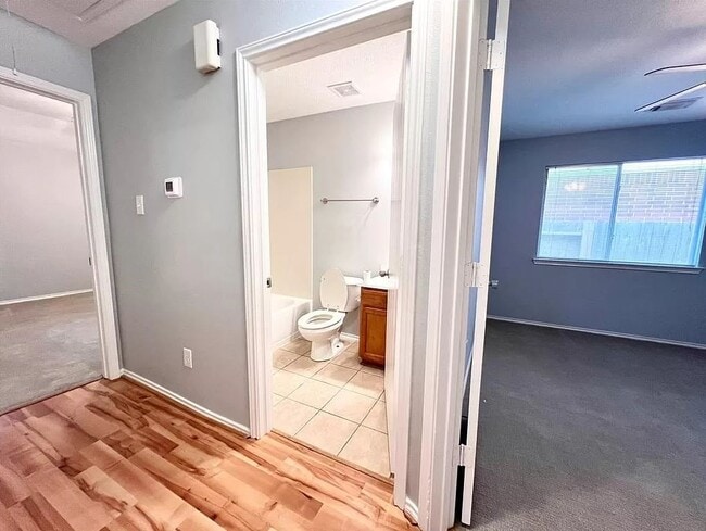 Building Photo - 4722 Cypress Dawn Ln