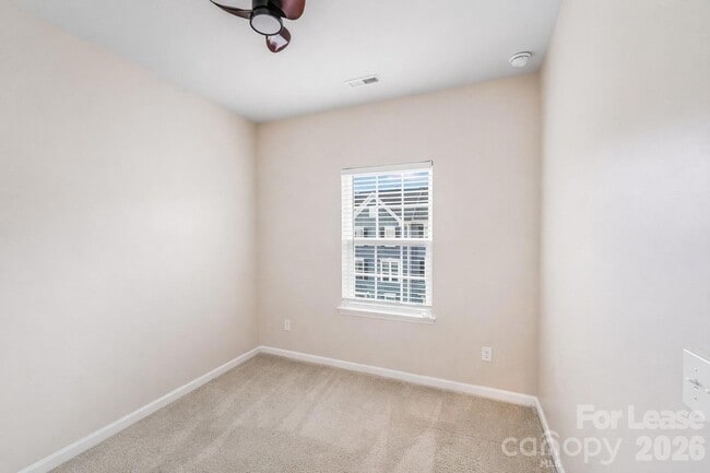 Building Photo - 2303 Autumn Olive Ln