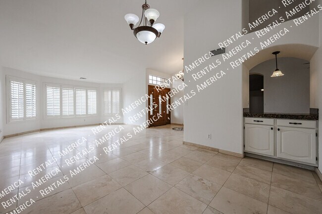 Building Photo - 532 E Stonebridge Dr