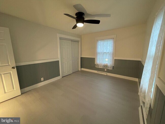 Building Photo - 3 Talbot Ave