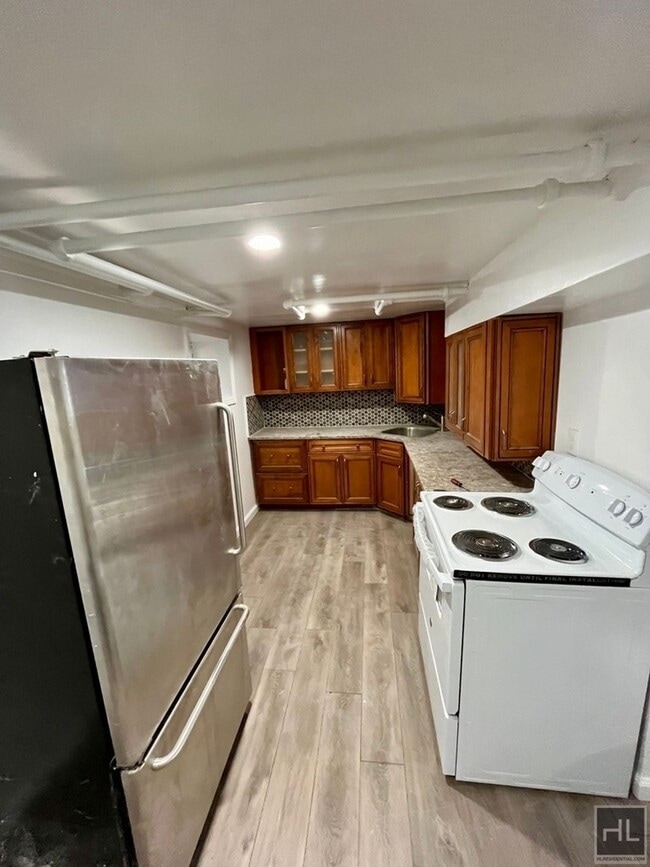 Building Photo - Convent Place Unit 1 YONKERS, NY 10704