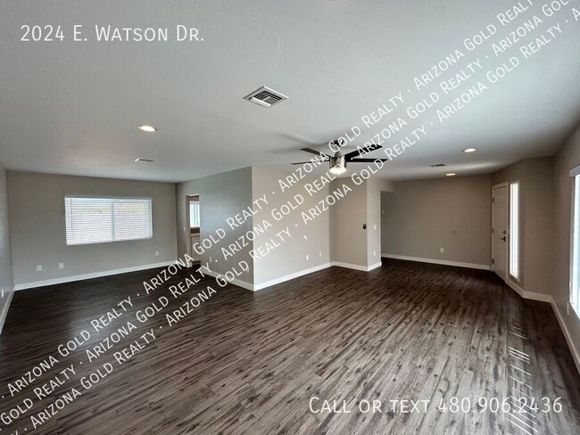 Building Photo - 2024 E Watson Dr