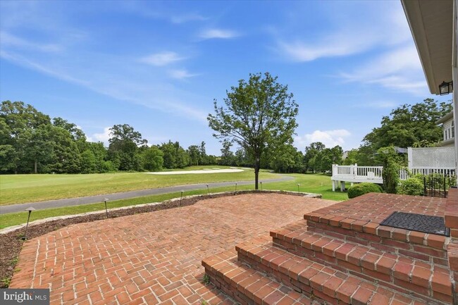 Building Photo - 20242 Hidden Creek Ct