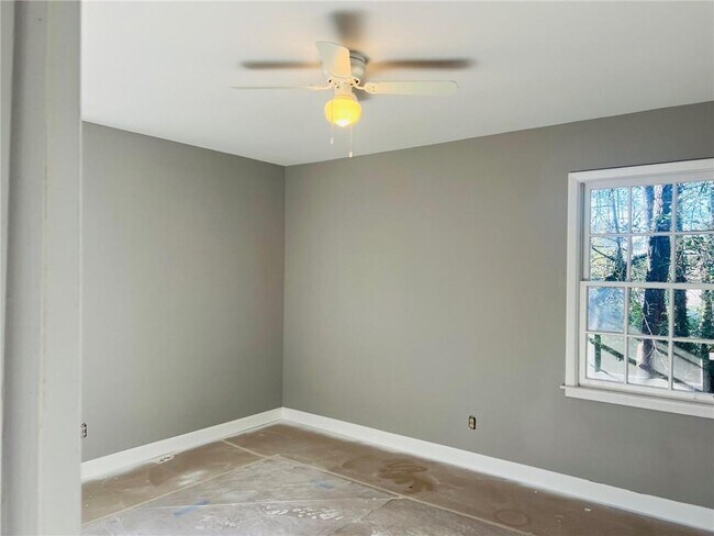 Building Photo - 4388 Redwood St