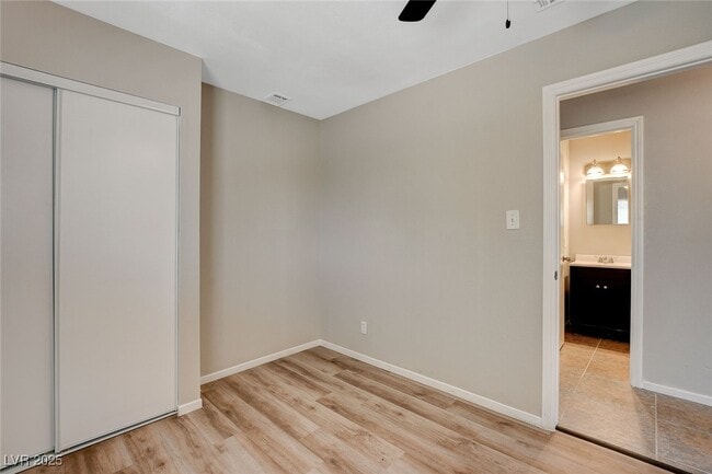 Building Photo - 620 Palmhurst Dr