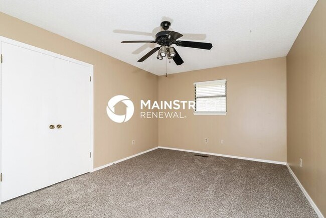 Building Photo - 3 Bedroom Pet-Friendly Home in Yukon, OK w...