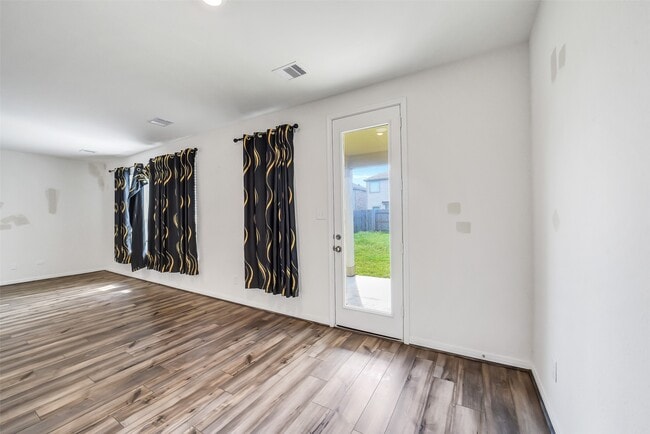Building Photo - 2844 Grand Anse Dr